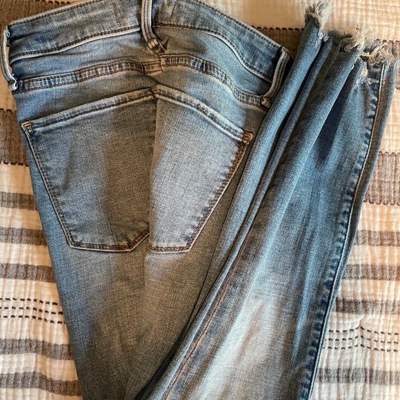 0S/25 Abercrombie & Fitch High Rise Super Skinny Ankle Jeans - Picture 2 of 4